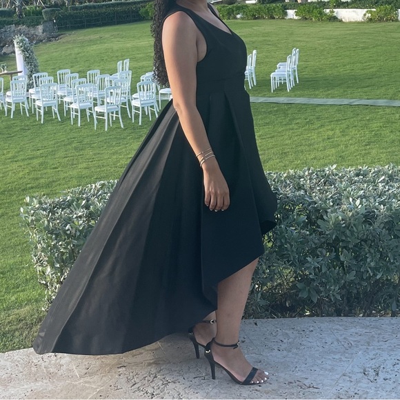 Calvin Klein high low A line gown - Picture 9 of 9